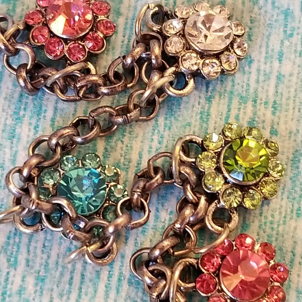 HP🦚 Handmade Glass Crystal Flower Necklace - Picture 3 of 8